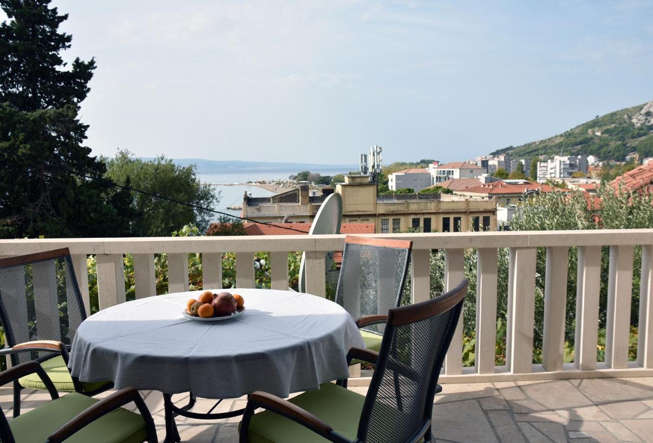 Apartments Villa White House Omis Exterior photo