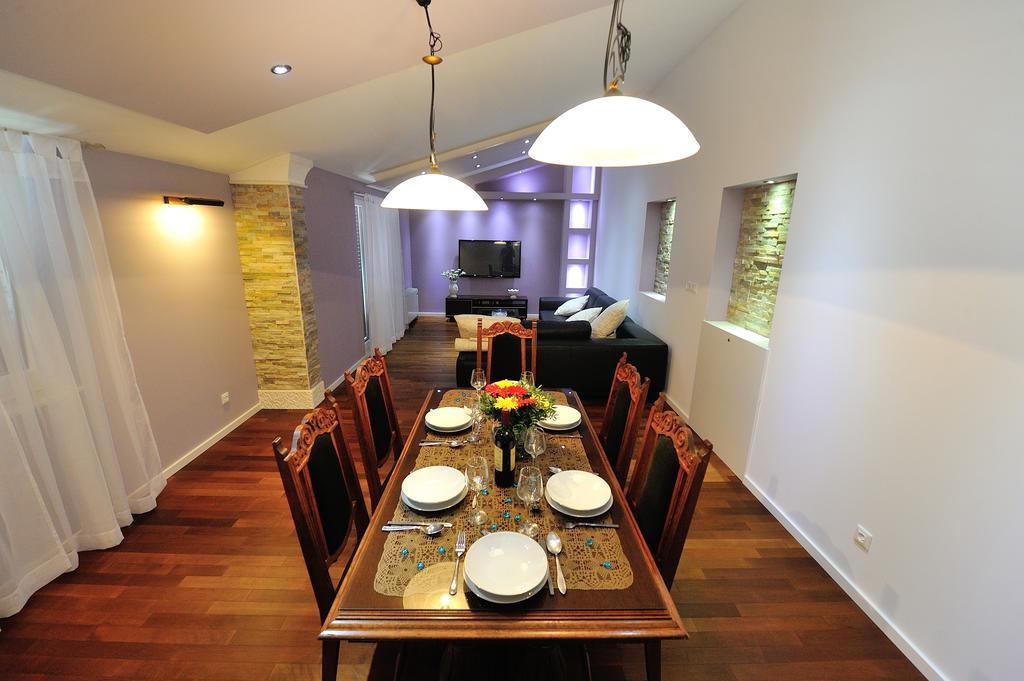 Apartments Villa White House Omis Room photo